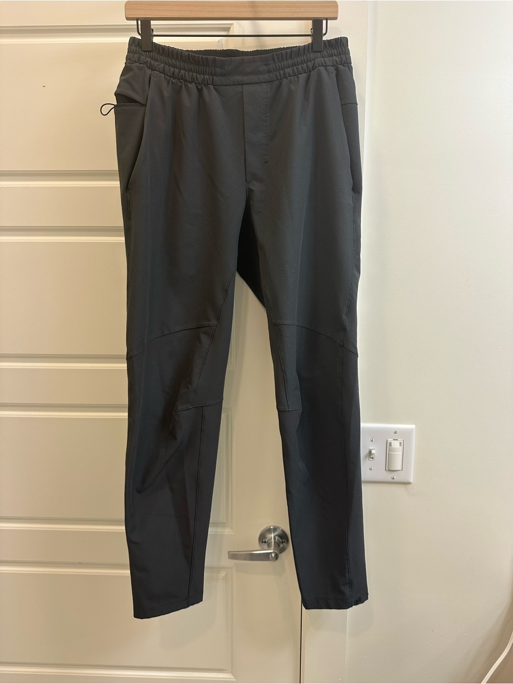 Lululemon License to Train medium grey